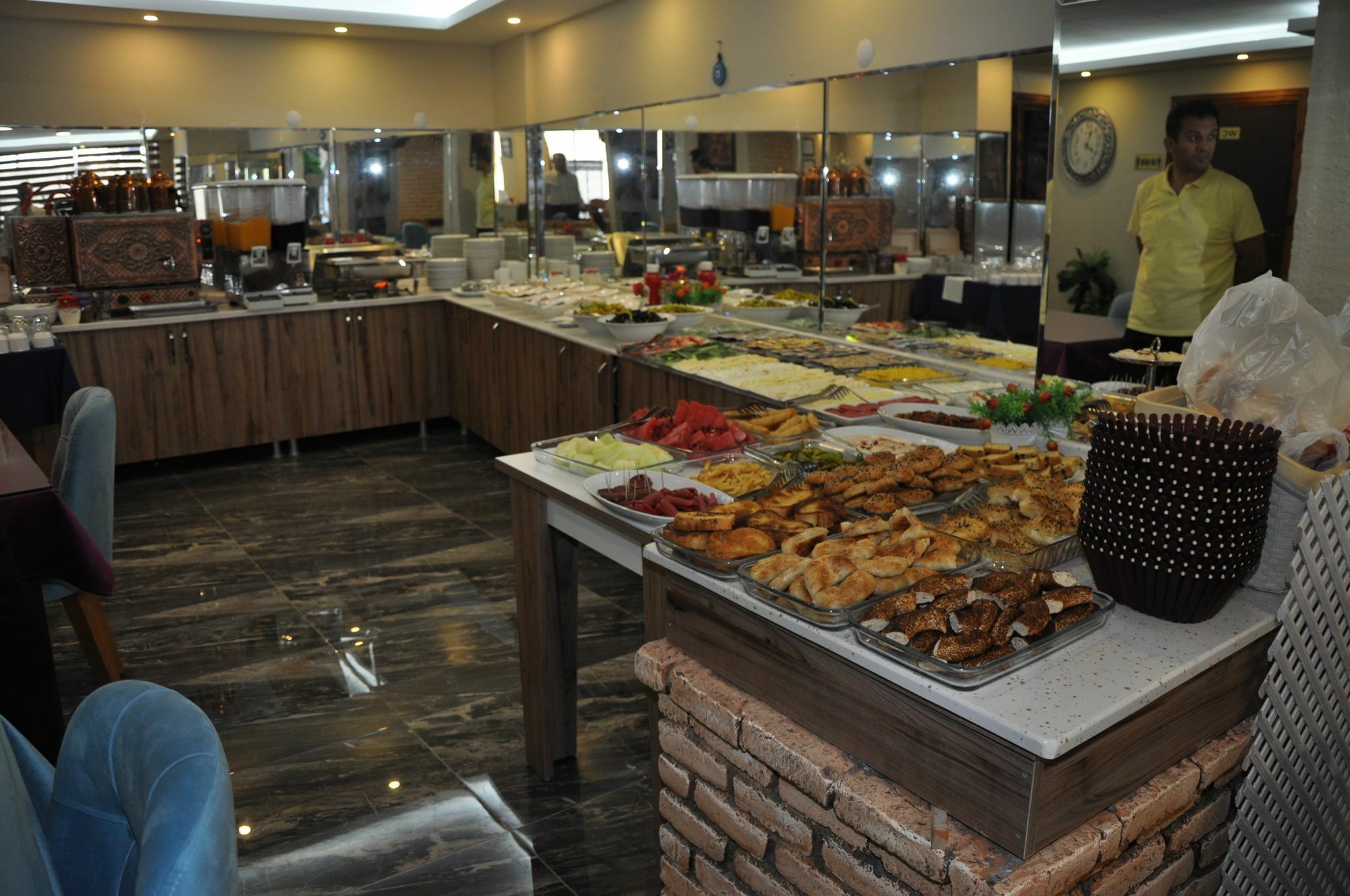 Konak Eurobest Otel Измир Экстерьер фото